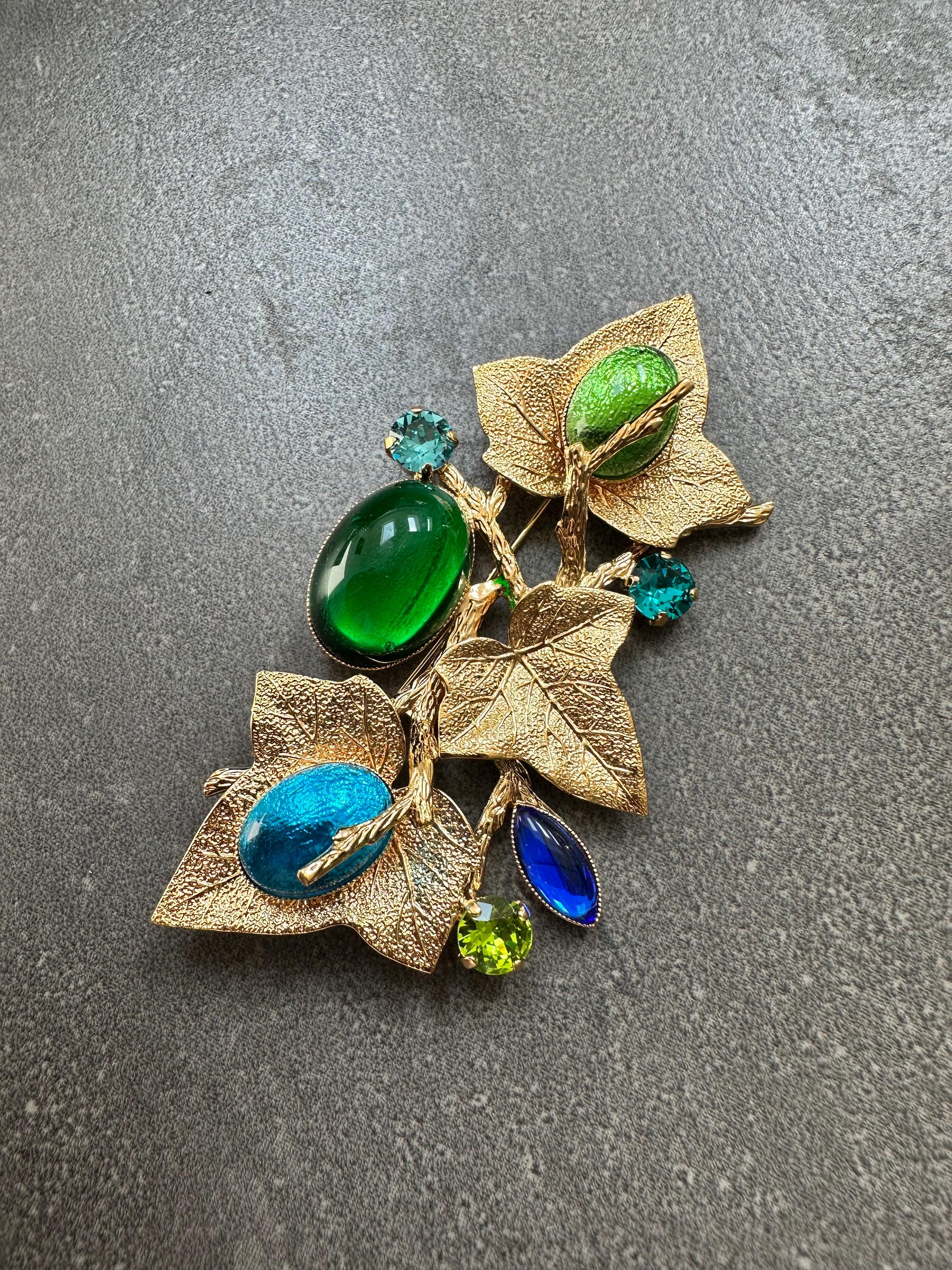 Ferrandis Brooch - Etsy