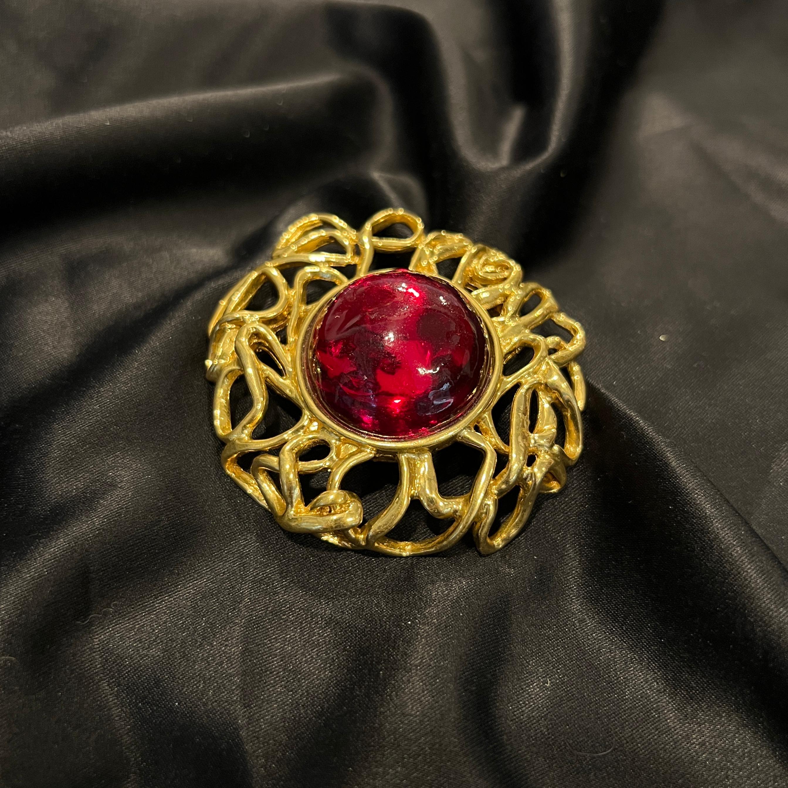 ヴィンテージ YSL サイン入り 金メッキ ナチュラルシェイプ ルビー