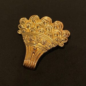 Vintage Christian Dior signierte Brosche vergoldete Blumenstraußform Pin 1980er Jahre