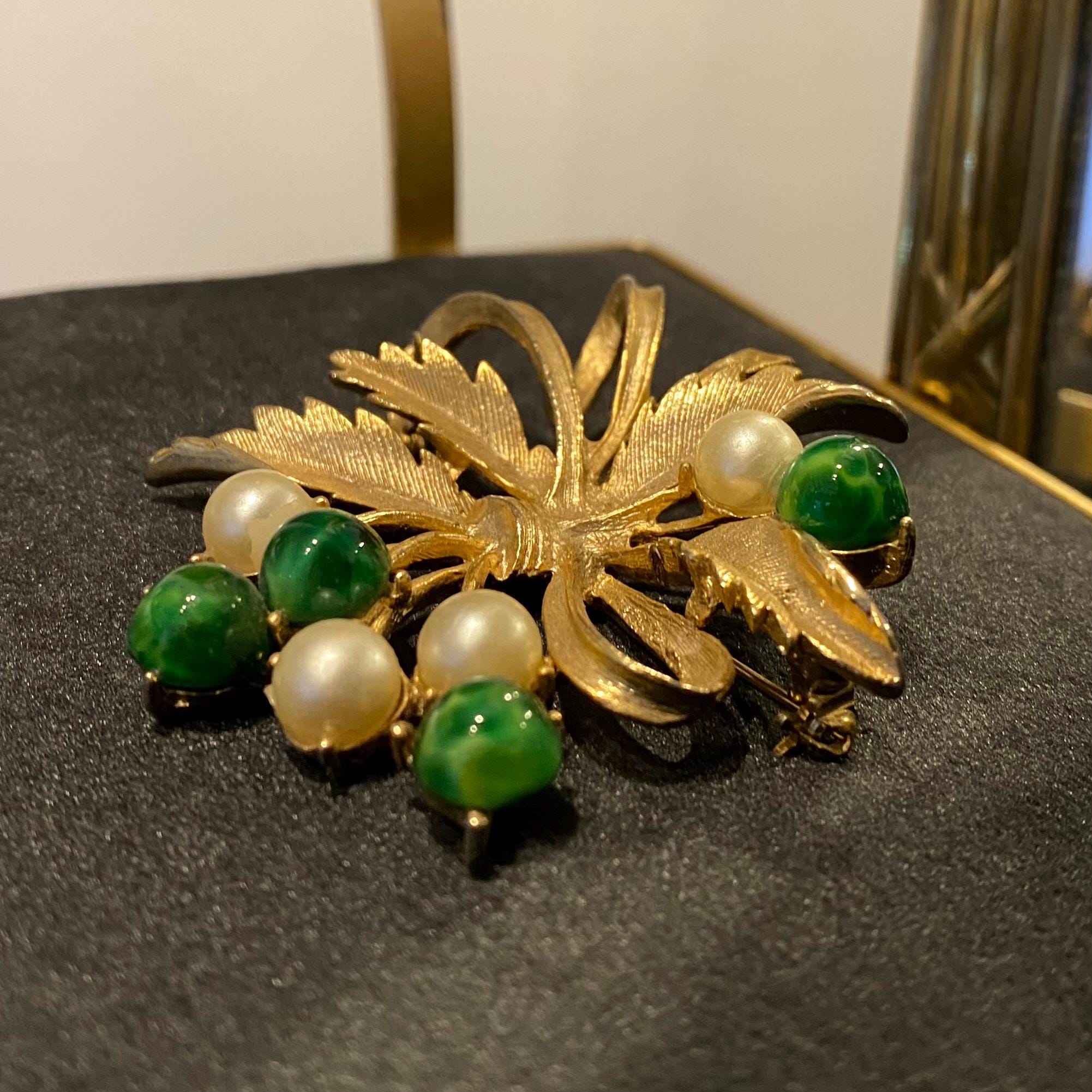 Broche Vintage Signée Sarah Cov Avec Perles Et Cristaux - Couleur Or, Occasion