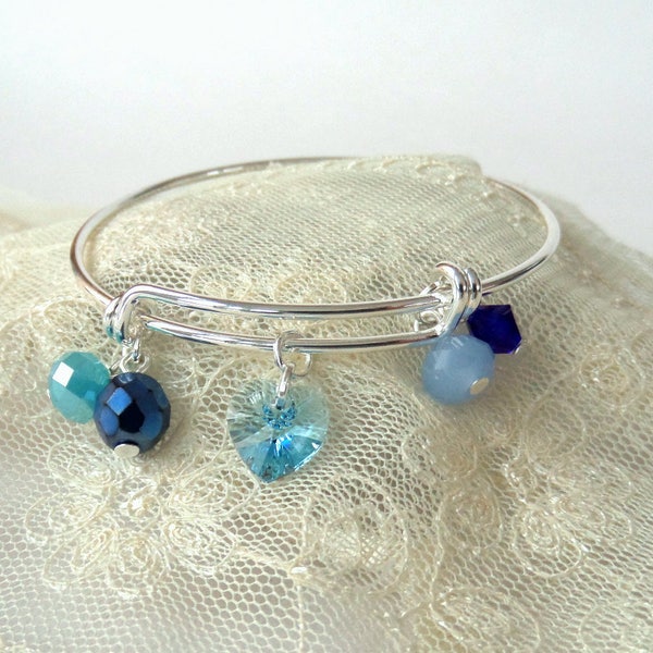 Bangle Armband mit blauer Jade und Kristallen, handgefertigter einzigartiger Schmuck, um Lehrern Geschenk zu machen