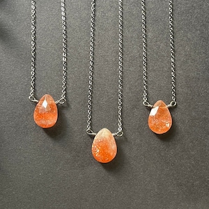 Short Sunstone Necklaces - Sunstone Drop Necklace - Short Crystal Necklaces - Short Gemstone Necklaces - Sunstone Necklace