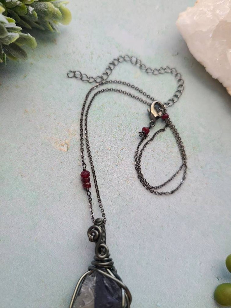 Gemstone Necklace Fluorite Fluorite Necklace Ruby /& Rainbow Moonstone Necklace Short Crystal Necklace