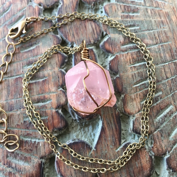 Short lithium quartz point necklace / wire wrapped lithium quartz necklace / bohemian crystal necklace / quartz point necklace