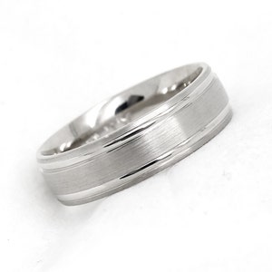 6mm 925 Sterling Silver Wedding Ring for Men & Women, Classic Brushed Silver ring with Polished Lines