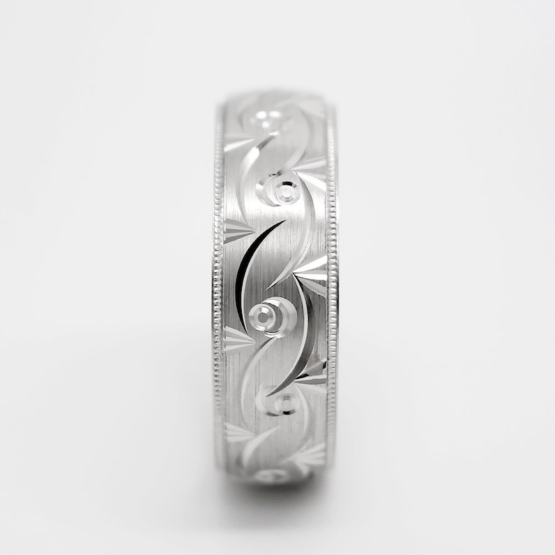 7mm 10k 14k 18k Gold Filigree Wedding Ring for Men /& Women