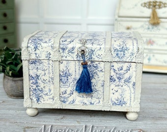 Blue & Off White Trunk ~ 1:12 Dollhouse Scale