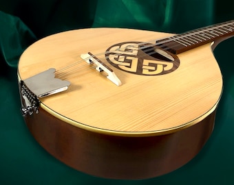 Der Dannan Celtic Irish Bouzouki