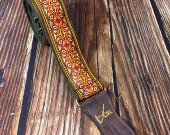 Handmade 60s 70s Magic Carpet Guitar Strap in Hendrix by VTAR, Made with Vegan Leather. For Acoustic, Bass and Electric (Green Hemp)