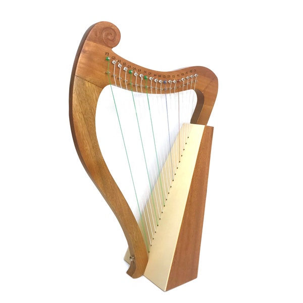 Die Erin Harfe - 19 String Mahagoni Harfe von Dannan