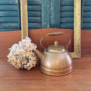 Vintage Copper Kettle-Farmhouse Decor