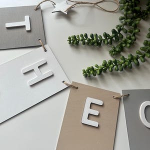 Banderines de madera personalizados con pintura de tiza, banderas grandes con estrellas pequeñas, 48 colores disponibles