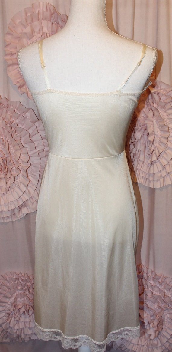 Vintage Woman's Full Slip, Cream Lace Size 34, Vi… - image 3