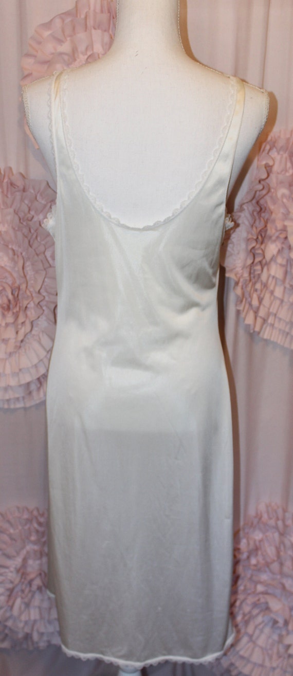 Vintage Woman's Full Slip, Cream Size 36, Lace 19… - image 4