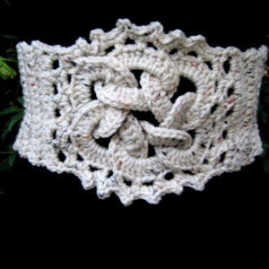 Crochet oatmeal color belt, celtic knot  bohemian accessory,, elegant dress decoration