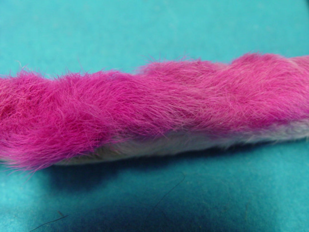 Two (2) Snowshoe Rabbit Back Feet Dyed Pink for Fly Tying/fly Fishing ...