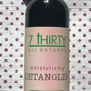 DETANGLER - All Natural - Formulated by a Professional Stylist -  Excellent leave-in Conditioner - FREE SHIPPING!!!