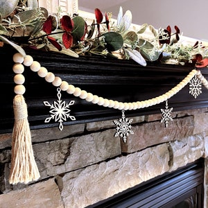 Wood Christmas Tree Garland or Mantel Decoration with Snowflake Charms, Beaded Wood Garland, Modern Farmhouse or Rustic Decor