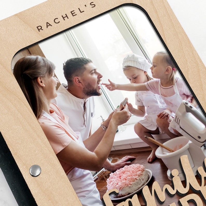 Personalized family recipe book