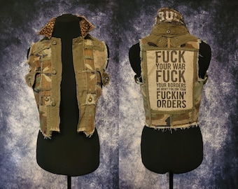 Military Camouflage Sleeveless Short Jacket with 2 pockets