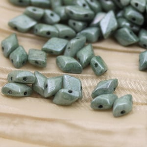 10grams 8x5mm Green Luster GemDuo 2-hole Diamond-shaped Czech Matubo  Glass Beads, fabulous new beads...