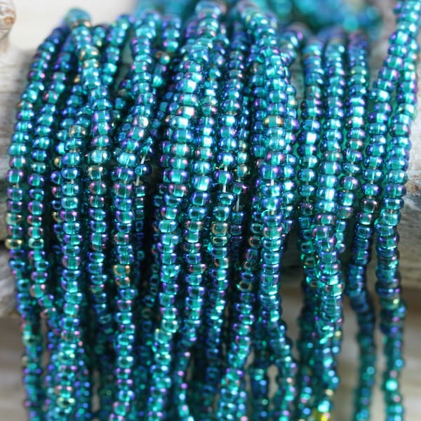 NEW!!! 8/0 Emerald AB / Silver Lined Czech Seed Beads - 6/20", classy beads, accenting beads, great contrast...