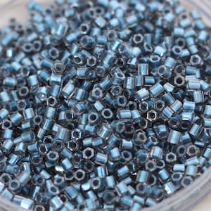 ¡¡¡Interrumpido!!! 25g 8/0 Hex Cut / 2Cut Light Rosaline / Metallic Blue Lined Miyuki Seed Beads - 25 gramos - color espectacular, Toho 288