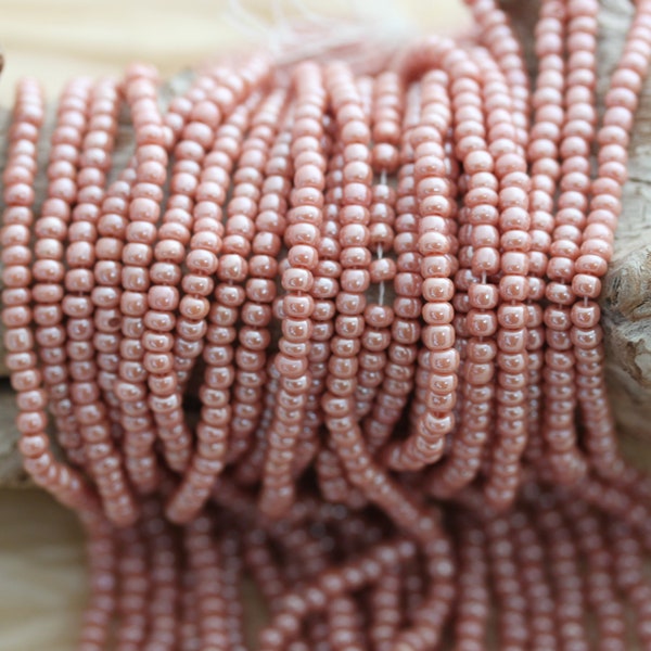 RARE! Discontinued 8/0 Vintage Cheyenne Pink Luster Czech seed beads - 6/20", natural pink beads, authentical Cheyenne pink glass