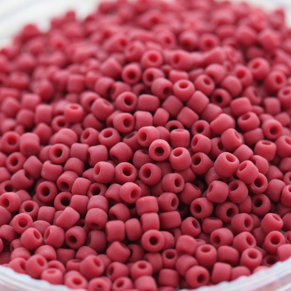 NOUVEAU!!! 20g 8/0 Matte Dark Red Matsuno Seed Beads - 20grams - spectaculaire, couleur rouge foncé mat, aspect céramique