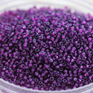 NEU!!! 20g 11/0 Grau / Magenta Lined Matsuno Glasperlen