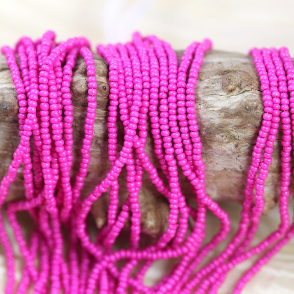 11/0 Brite Fuchsia Czech seed beads - 1 hank - 12/20"