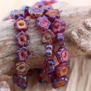 LIMITED! 25pcs 10mm Opal Fuchsia Iris Forget-Me-Not Flower Czech Glass Beads - summer flower beads