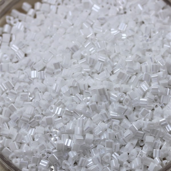 Discontinued!!! 30g 11/0 Snow Shimmer / White Luster Triangle Toho Seed Beads - 30grams, fancy beads. superior quality, Toho 121