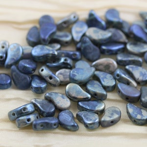NEW! 10gm 8X5mm Rembrandt  2-hole Paisley Duo CzechMates Glass Beads, 2 hole beads, drop glass beads, Rembrandt drops