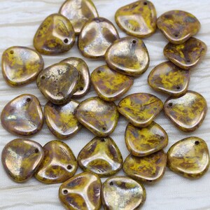 25pcs 13x14mm Opaque Yellow / Bronze Picasso  Rose Petals Czech Glass Beads