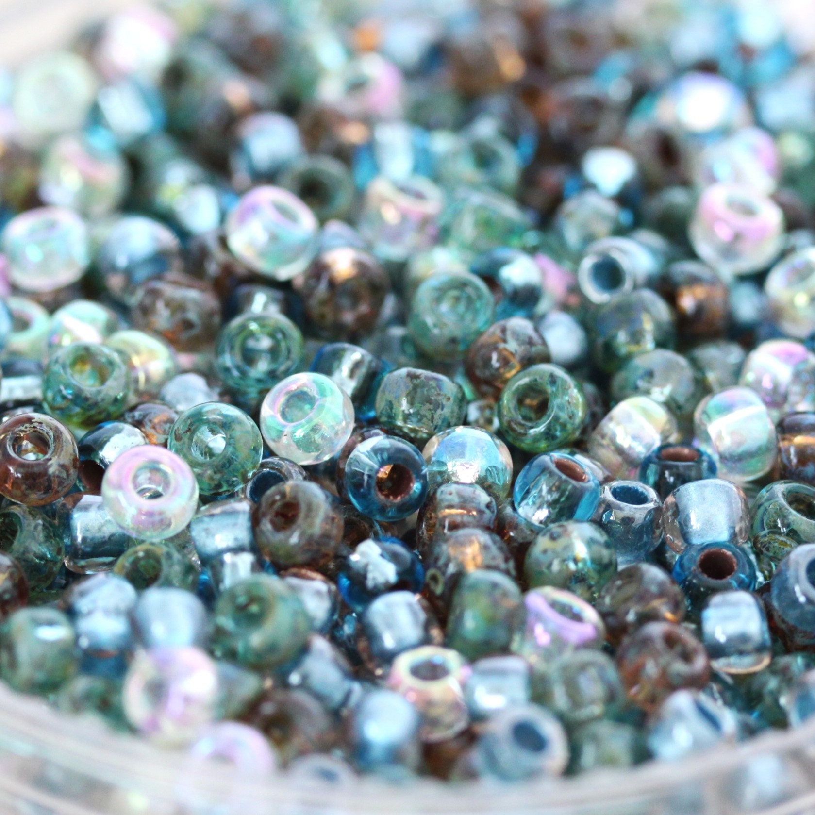 No.225 チェコビーズ ファルファーレのピアス ハンドメイド No.225