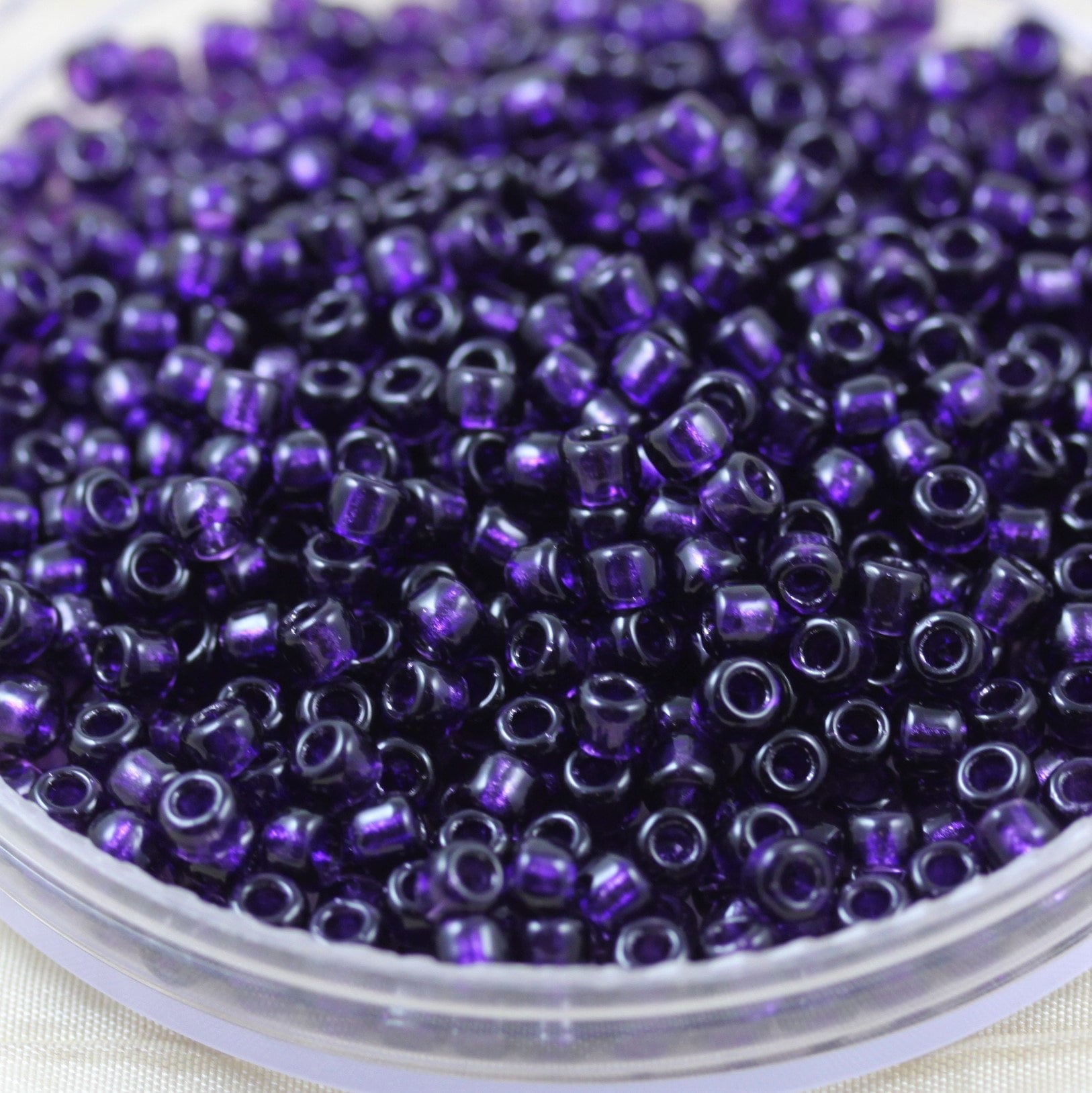 4mm Carnival Black Aurora Borealis Round Glass Seed Beads by