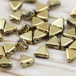 Perles de verre tchèque Kheops Par Puca, triangle 2 trous, or ambre, 10 grammes, 6 mm, de nouvelles perles fabuleuses !!!