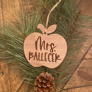 Personalized Teacher Gift | Personalized Apple | Gift Tag | Teacher Gift | Apple Name Tag | Teacher Appreciation Gift | 2024 Ornament