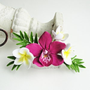 Tropical bridal hair comb Hawaii orchid hair comb Greenery Palm leaf hair comb White Pink Orchid Exotic Tropical Palm Leaves Hair comb