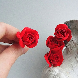 Red rose hair pins, red bridal flower pins, rose hair pins, red bridesmaid flower pin, red wedding flower hair pins, bridal rose pins