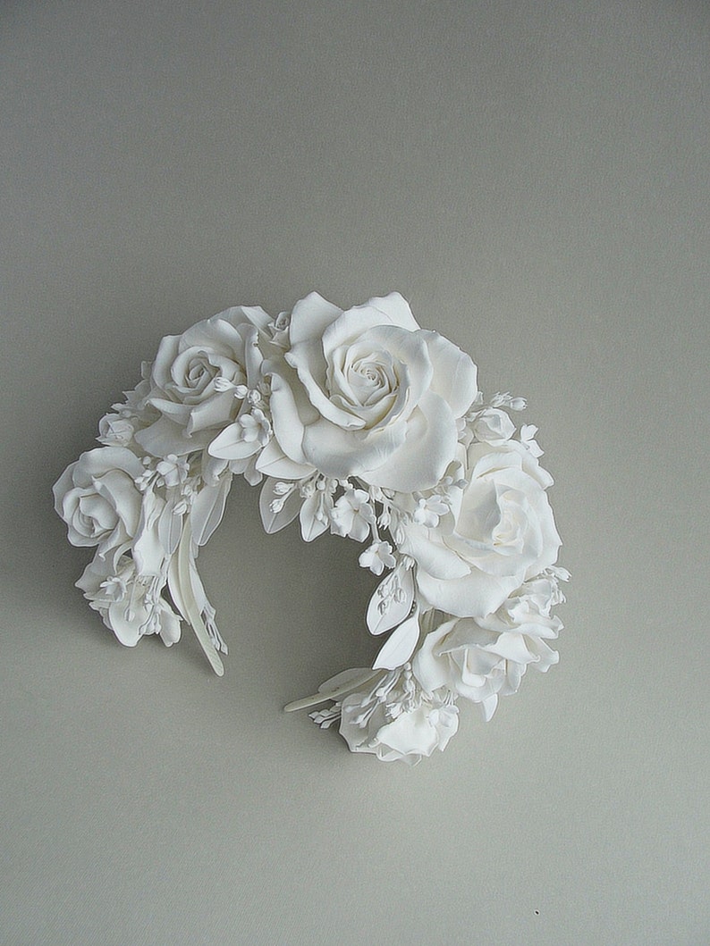 Lush White Ivory Roses Wedding Tiara, Big Roses Wedding crown, Ivory Roses Bridal Crown, Lush Flower Bridal Hair Wreath, White Roses Crown image 1