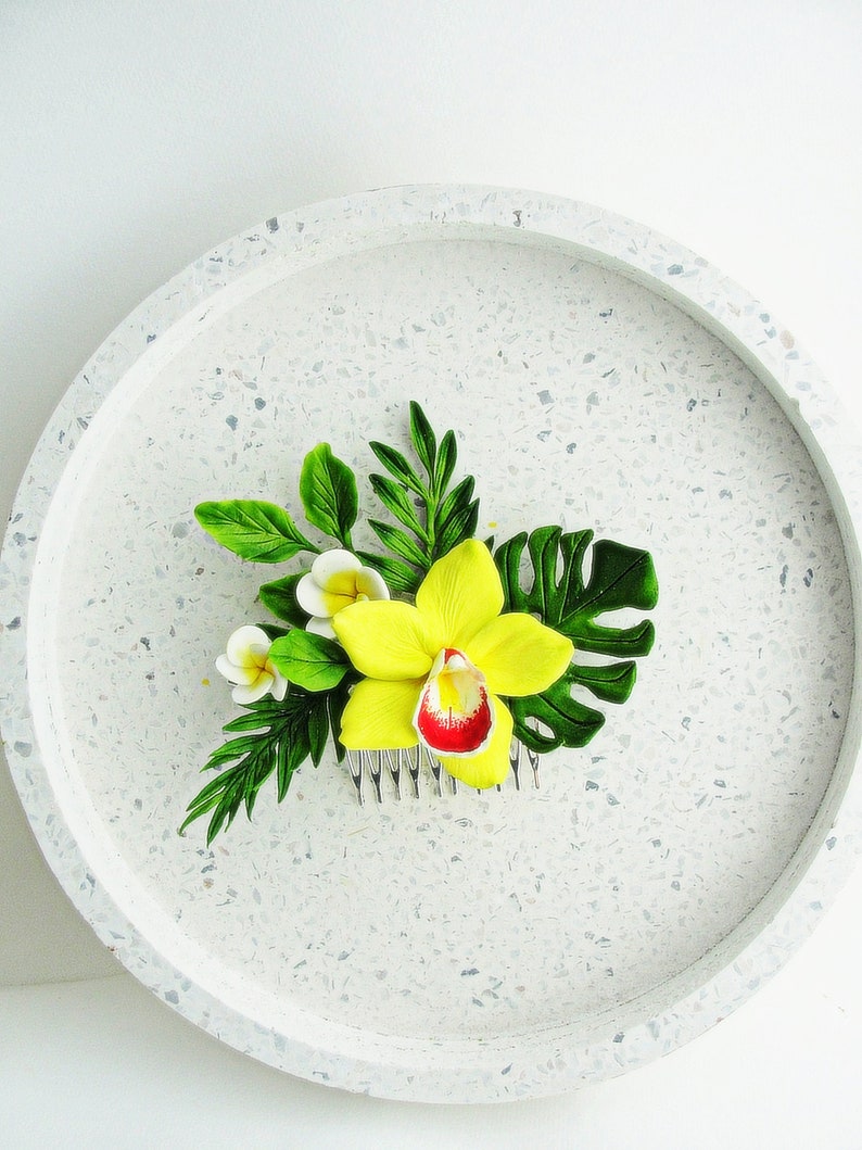 Greenery Palm leaf hair comb Yellow Orchid Exotic Tropical Palm Leaves Hair comb Tropical bridal hair comb Hawaii orchid hair comb
