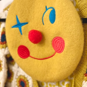 Glad clownbasker