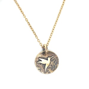Floral Hummingbird Pendant Necklace Gift Idea for Birthday Bird Jewelry Design Inspiration Nature Lover Gift Idea Charm Necklace