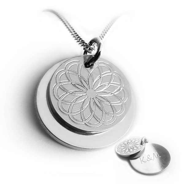 Mandala Kette mit Gravur, Runder Doppel-Anhänger mit Silberkette, Frauen Geschenk Personalisiert mit Wunschtext