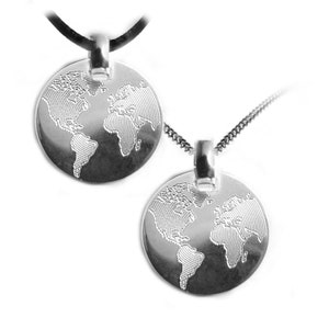 Weltkarte Halskette, Personalisierte Kette mit Gravur,  Welt Anhänger, 925 Silberkette oder Lederband, Abitur,  Bachelor Geschenk