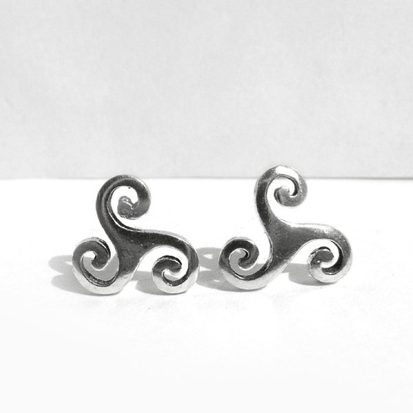 Celtic Sterling Silver Post Earrings, Celtic Triskele Stud Earring, Celtic Spiral Earring, 925 Sterling Silver Jewelry Celtic Design