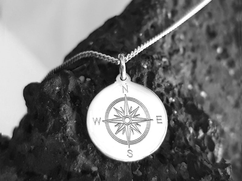 Compass Rose Necklace, 925 Silver, Engraved Round Pendant, Coordinates, Wish Text, Personalized Gift image 1