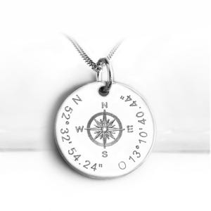 Coordinates Necklace, 925 Silver, Engraved Compass Rose, Unisex Jewelry for Men and Women